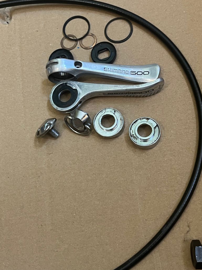 Used Shimano 600 +Wheelset 1983 bike — image 6 of 9