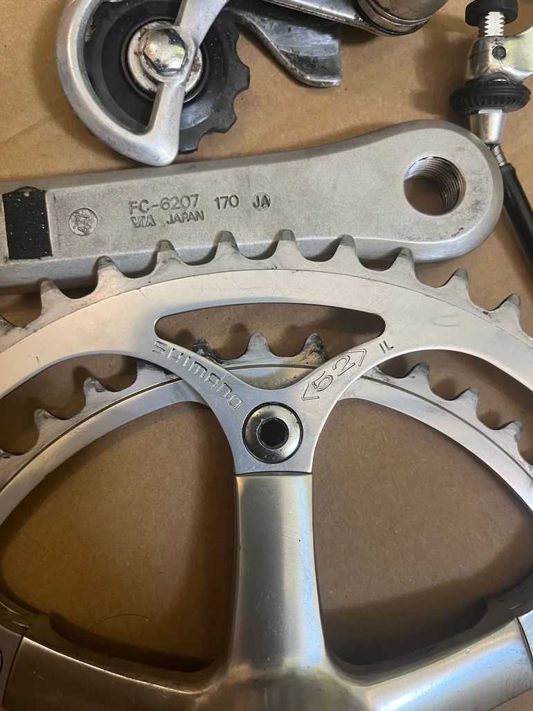 Used Shimano 600 +Wheelset 1983 bike — image 3 of 9