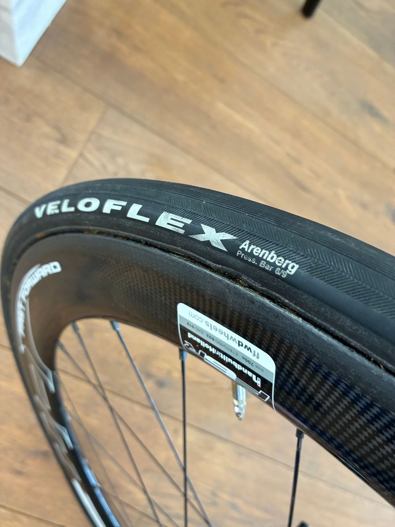 Used Ffwd Carbone 60 mm Rim Brake bike — image 7 of 8