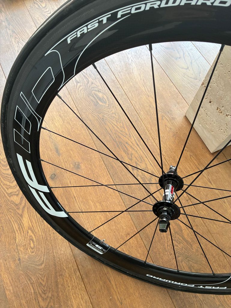 Used Ffwd Carbone 60 mm Rim Brake bike — image 3 of 8