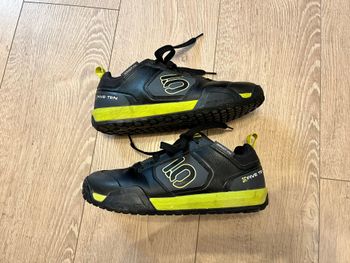 Used Five Ten IMPACT VXI bike