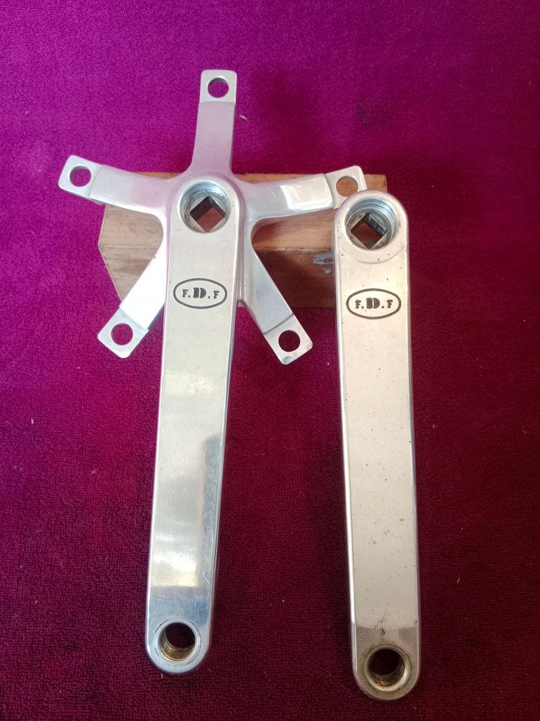 Použité F.D.F. guarnitura 172, 5 mm in alluminio CNC "NOS" bike — obrázek 1 z 8
