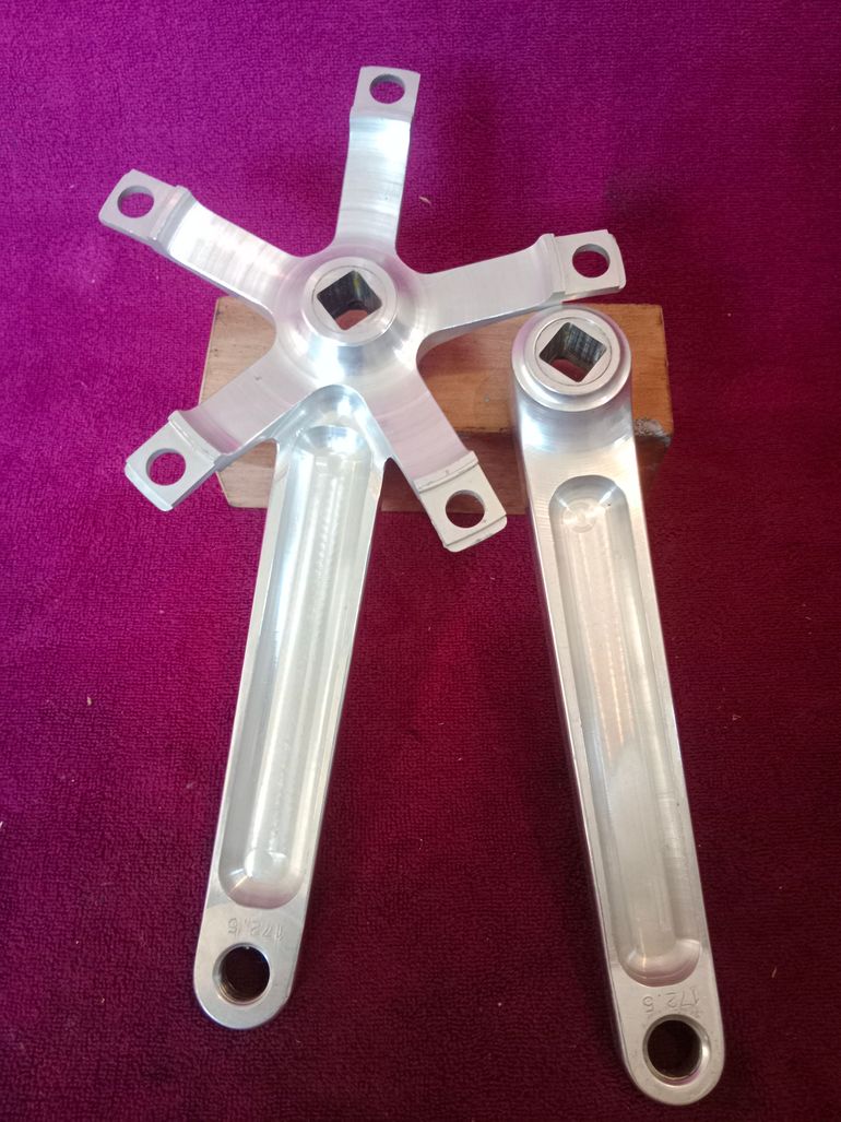 Použité F.D.F. guarnitura 172, 5 mm in alluminio CNC "NOS" bike — obrázek 4 z 8