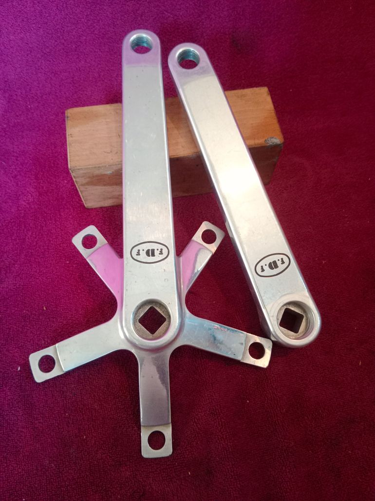 Použité F.D.F. guarnitura 170 mm in alluminio CNC "NOS" bike — obrázek 2 z 9