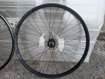 Used Race Face AR30 Wheelset bike