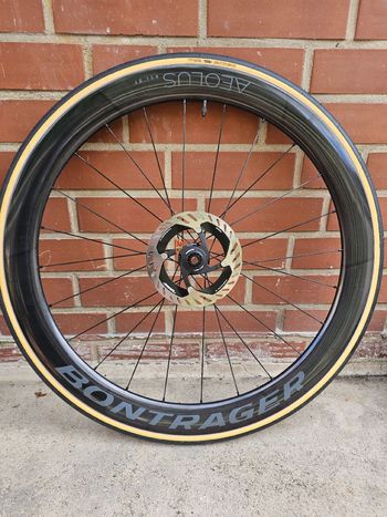 Bontrager Aeolus RSL 51 TLR Disc Road Wheel 2026 bike d'occasion — image 3 sur 5