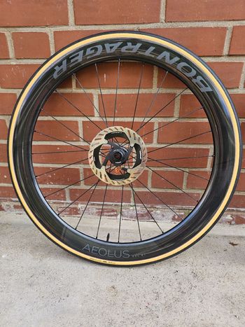 Bontrager Aeolus RSL 51 TLR Disc Road Wheel 2026 bike d'occasion — image 2 sur 5
