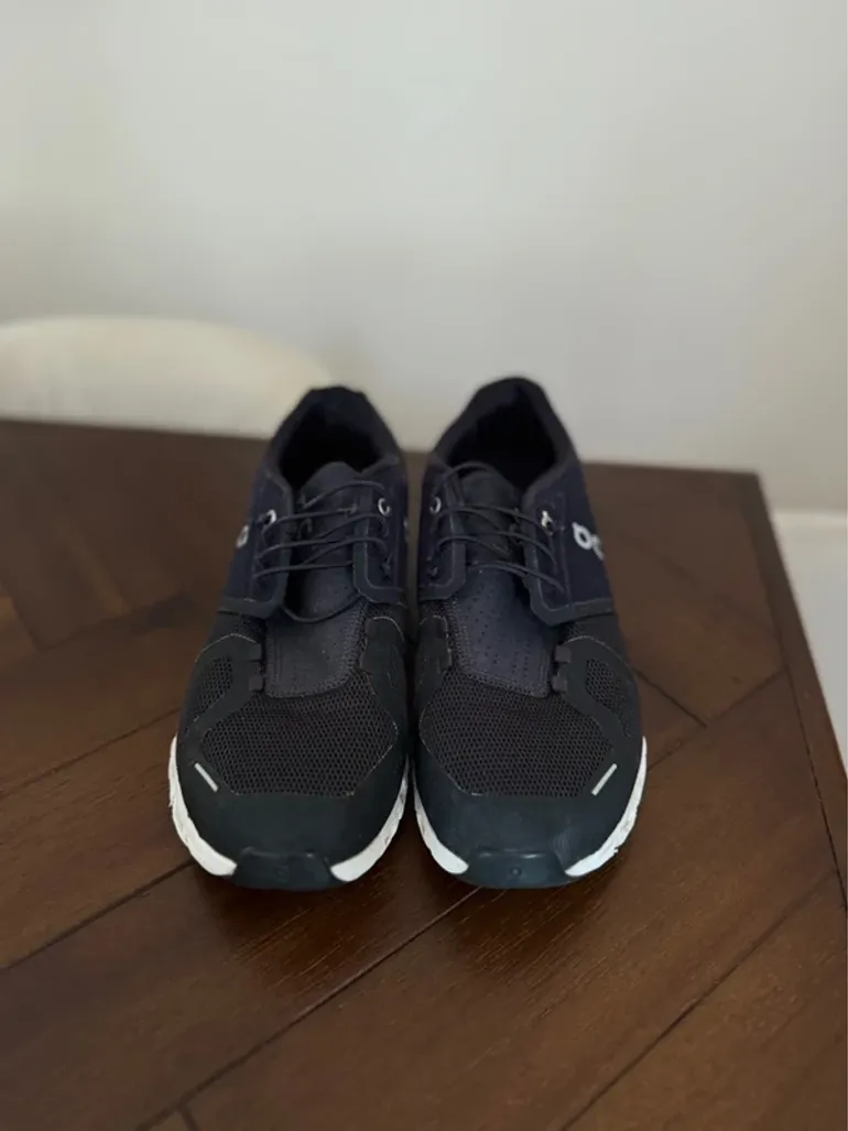 Used On Running Cloud bike — image 2 of 3