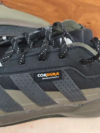 Used Adidas Avryn Terrex Boost bike — image 2 of 6