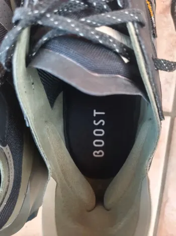 Used Adidas Avryn Terrex Boost bike — image 5 of 6
