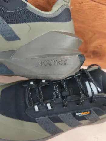 Used Adidas Avryn Terrex Boost bike — image 3 of 6