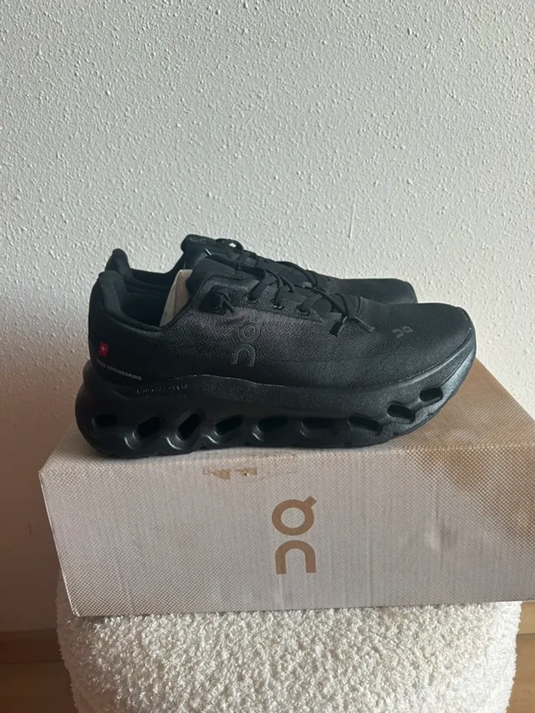 Used On Running Cloud bike — image 1 of 2
