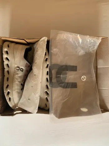 Käytetty On Running Scarpe ON bike — kuva 2 / 2