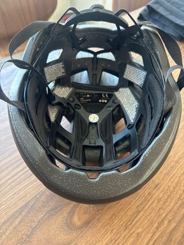Used ABUS Powerdome MIPS Helmet 2025 bike — image 5 of 5