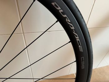 Used Shimano Dura Ace R9270 C36 Disc 2025 bike — image 20 of 32