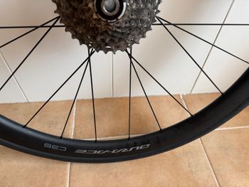 Used Shimano Dura Ace R9270 C36 Disc 2025 bike — image 5 of 32