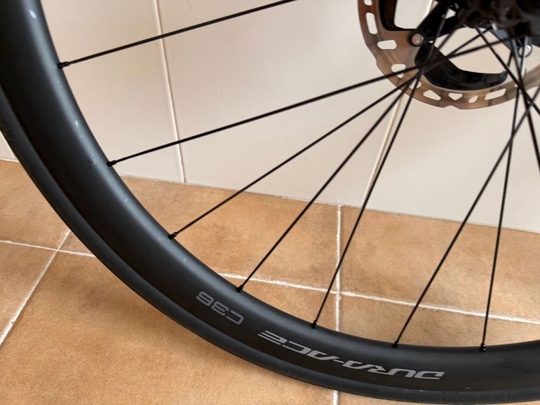 Used Shimano Dura Ace R9270 C36 Disc 2025 bike — image 12 of 32