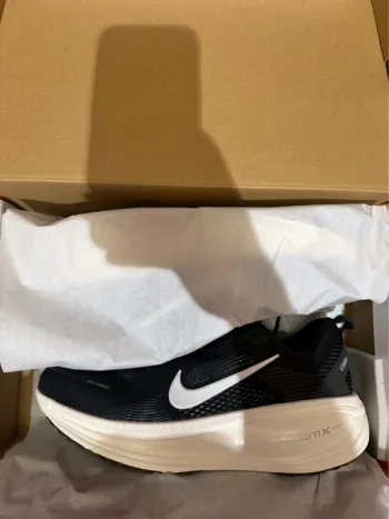 Used Nike Vomero 18 bike