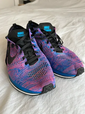 Used Nike Flyknit Racer bike — image 4 of 9