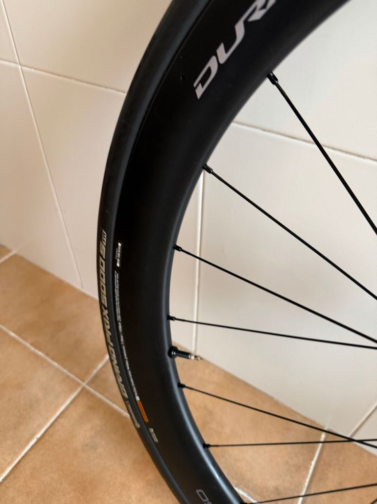 Used Shimano Dura Ace R9270 C50 Disc 2025 bike — image 37 of 41