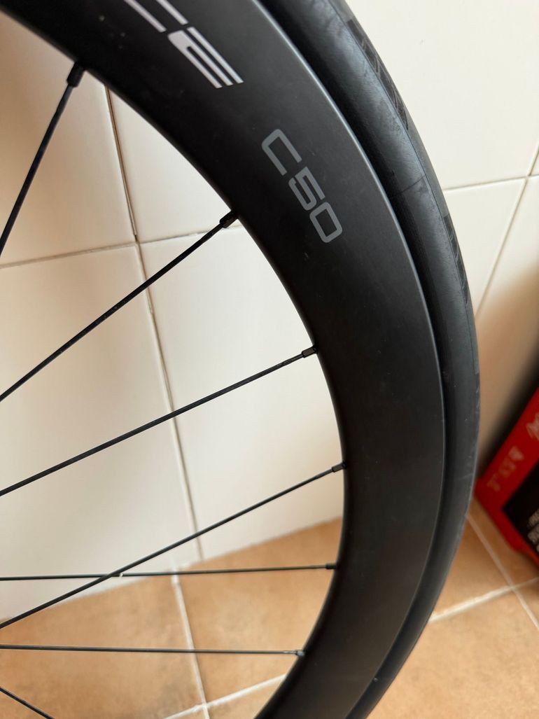Used Shimano Dura Ace R9270 C50 Disc 2025 bike — image 15 of 41