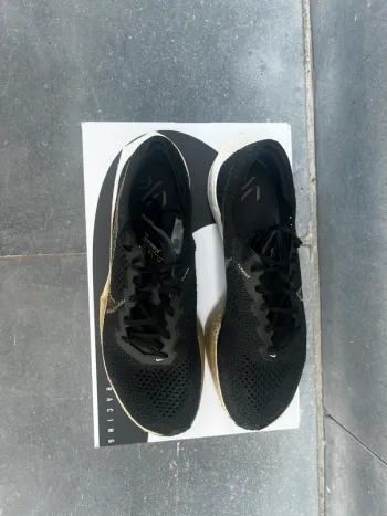 Used Nike Vaporfly 3 bike — image 4 of 11