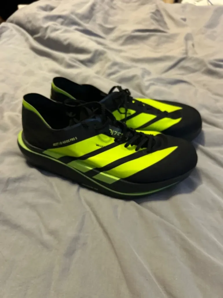 Used Adidas Adios Pro bike — image 1 of 6