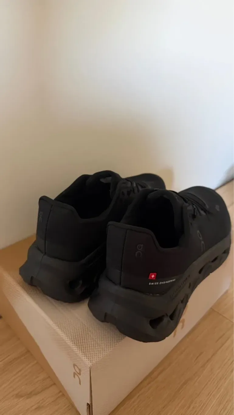 Used On Running Cloud bike — image 3 of 4