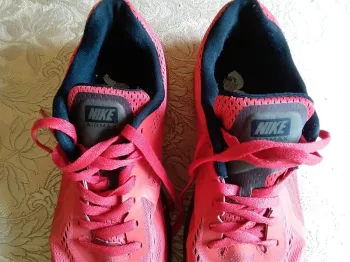 Used Nike Scarpe Running bike — image 3 of 9