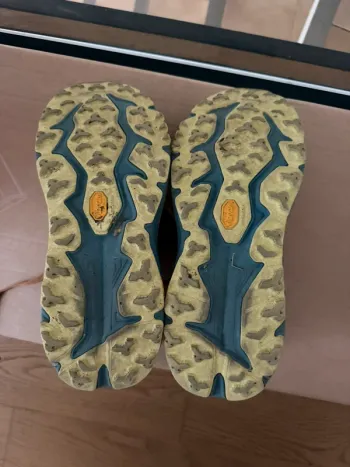Used Hoka Speedgoat 6 bike — image 3 of 5