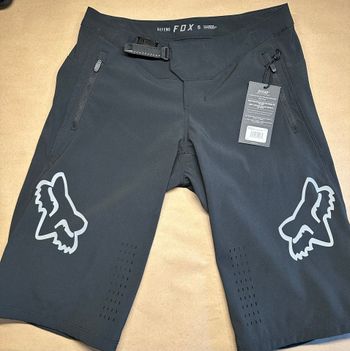 Used Fox Defend Women’s Shorts 2021 bike