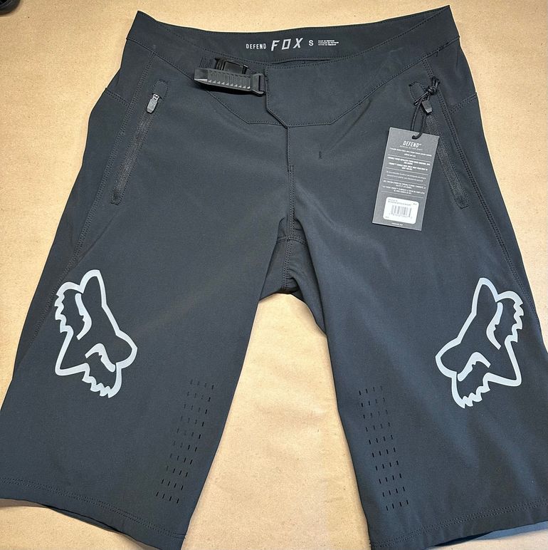 Used Fox Defend Women’s Shorts 2021 bike — image 1 of 2