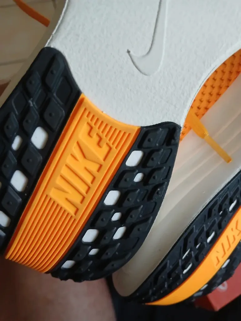 Used Pegasus Nike Air Zoom Plus Turbo bike — image 13 of 14