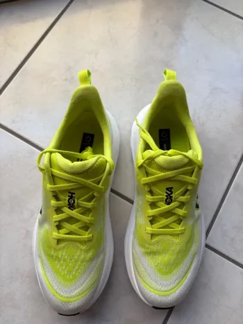 Tweedehands Hoka SkyFlow bike — afbeelding 5 van 8