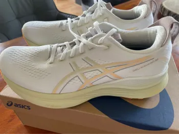 Used Asics Gel-Kayano bike — image 5 of 9