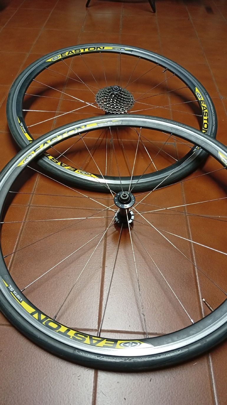 Used Easton Vista SL 700C Wheelset bike — image 4 of 6