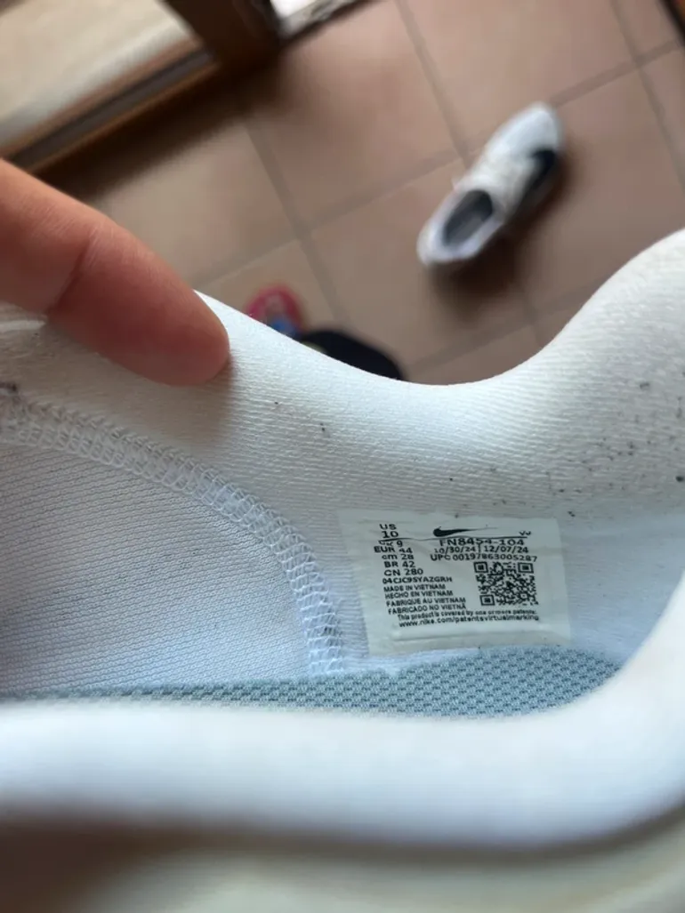 Used Nike Running Shoes bike — image 9 of 9