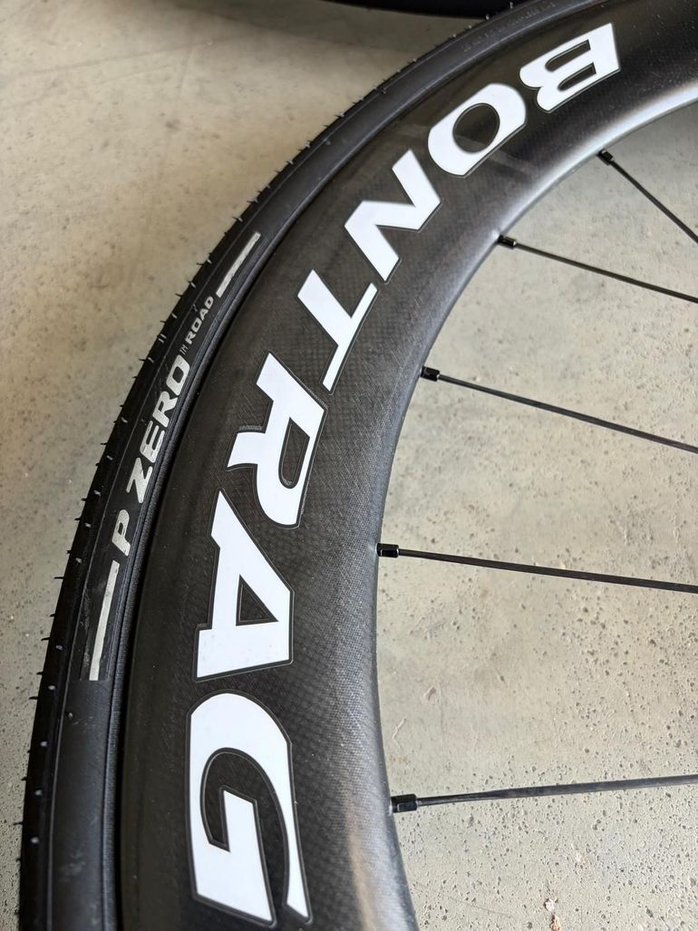 Used Bontrager AEOLUS RSL 62 TLR Disc bike — image 2 of 6