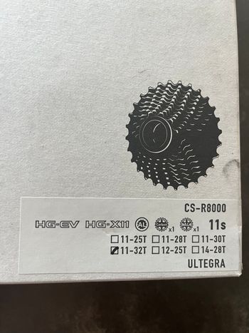 Used Shimano ULTEGRA CS-R8000 11-32 bike