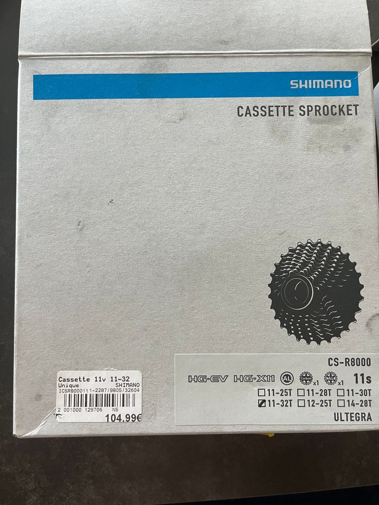 Used Shimano ULTEGRA CS-R8000 11-32 bike — image 4 of 4