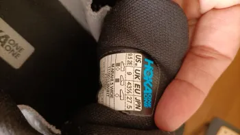 Used Hoka Arahi 5 bike — image 9 of 14