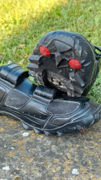 Used Shimano MTB Shoes Size 44 bike — image 4 of 6