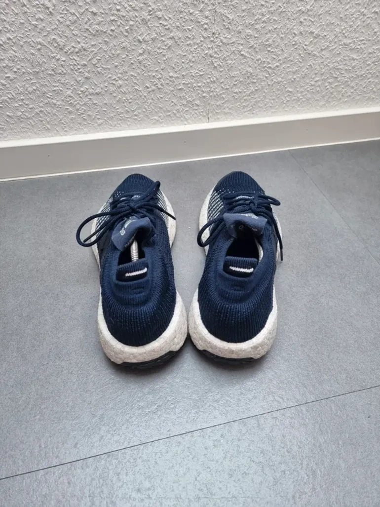 Used Adidas Pureboost 23 bike — image 4 of 8