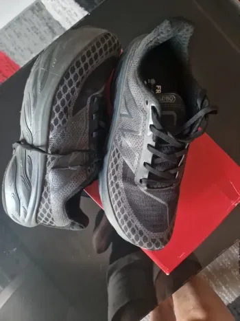 Used New Balance 1080 bike — image 5 of 6
