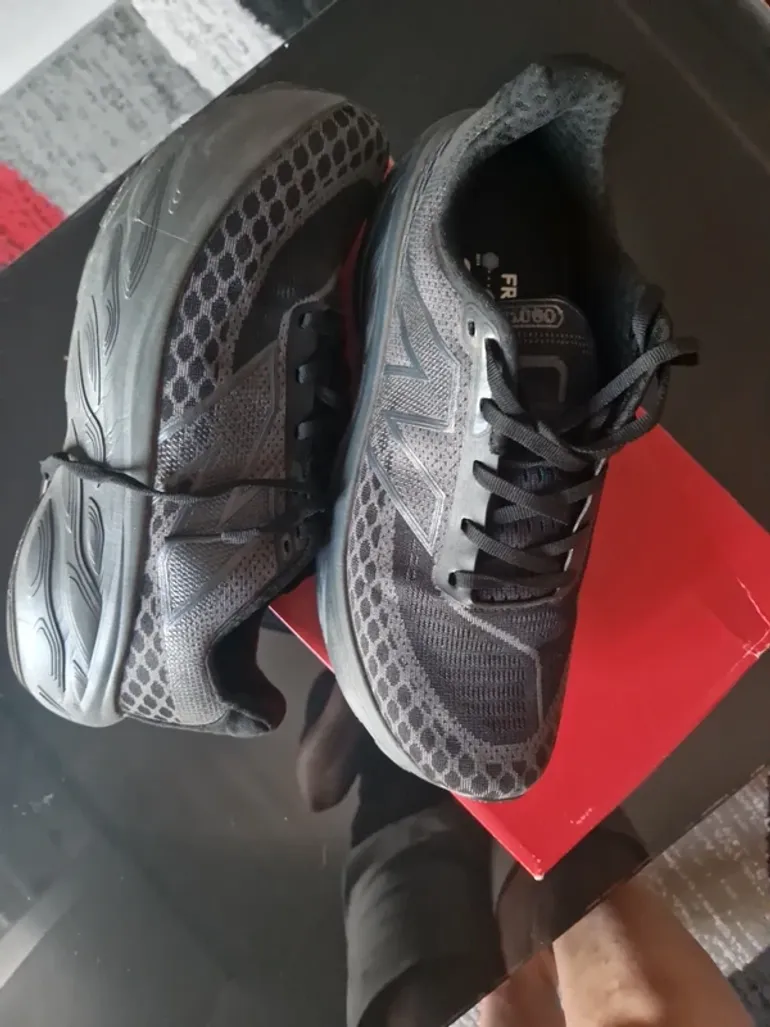 Used New Balance 1080 bike — image 5 of 6