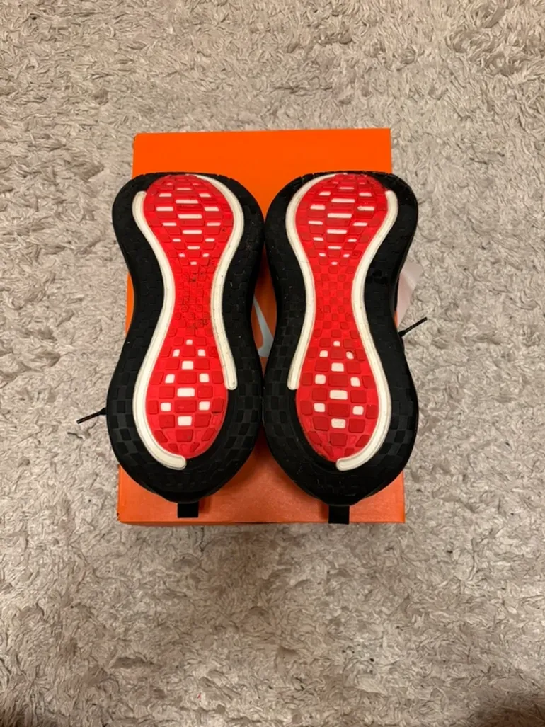 Used Nike Vomero bike — image 3 of 4