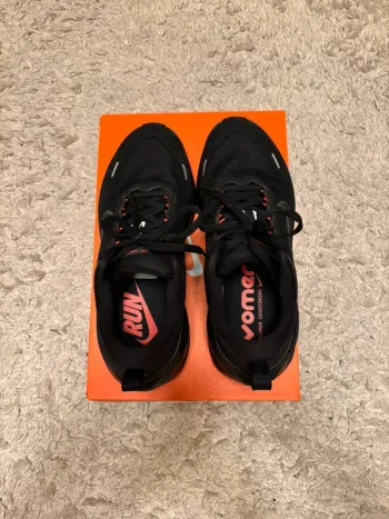 Used Nike Vomero bike — image 2 of 4