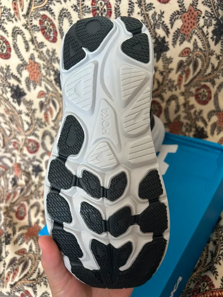 Used Hoka Running Shoes bike — image 2 of 3