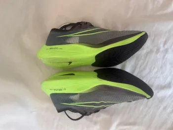 Used Nike ZoomX Vaporfly bike — image 4 of 6