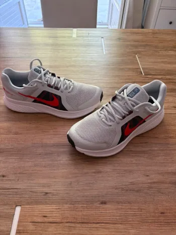 Brugt Nike Run Swift 2 bike — billede 2 af 7